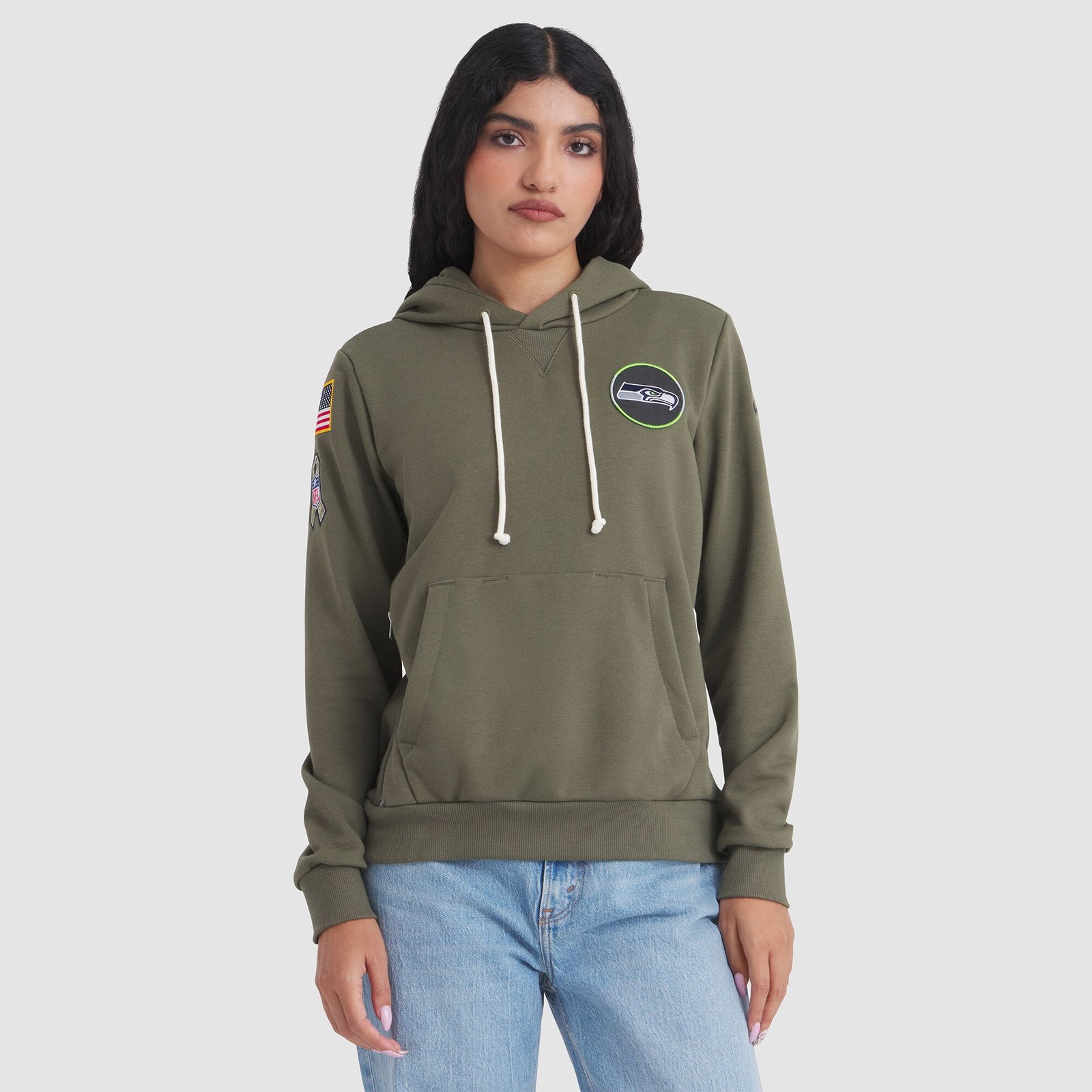 Women’s Nike Olive Seattle Seahawks 2025 Salute to Service Sideline Standard Issue Dri-FIT Hoodie
